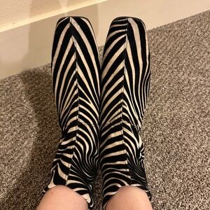 Vintage Pyschedelic Velvet Ankle Boots | Size 8.5